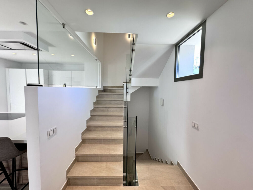 Detached Villa Estepona Málaga - image 20