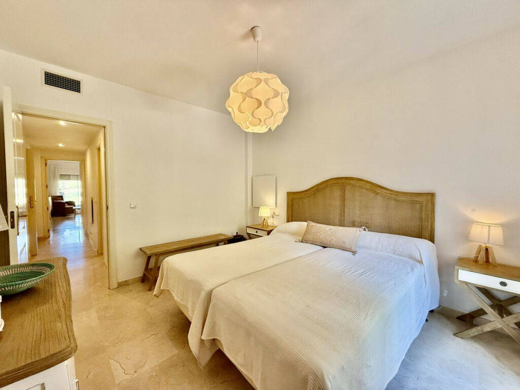Ground Floor Apartment The Golden Mile Málaga - image 20