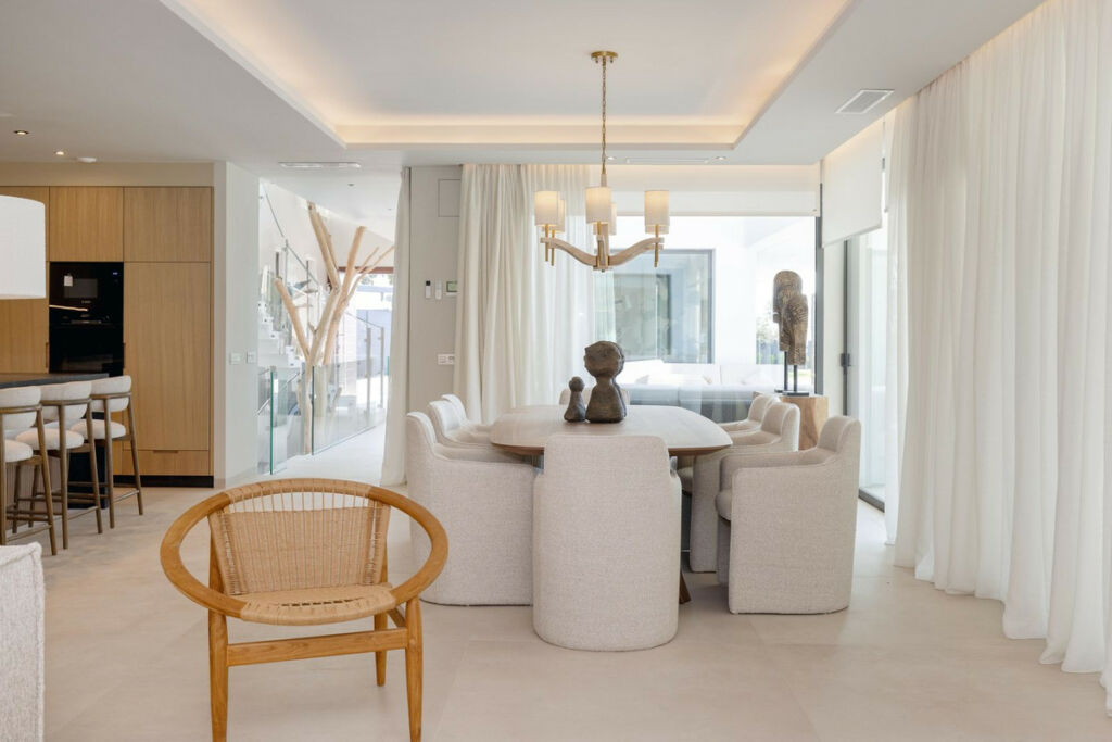 Detached Villa Benalmadena Málaga - image 20