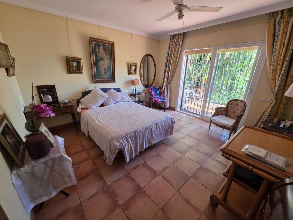 Detached Villa Marbesa Málaga - image 20