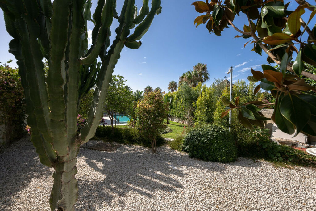 Detached Villa Marbesa Málaga - image 20