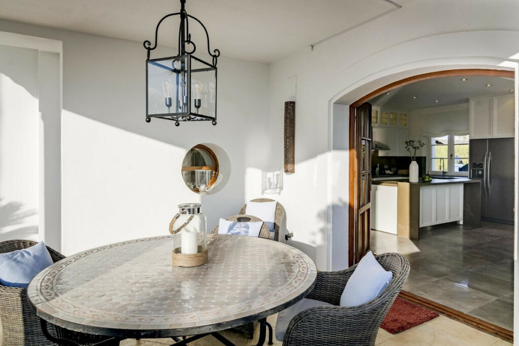 Detached Villa Benahavís Málaga - image 21
