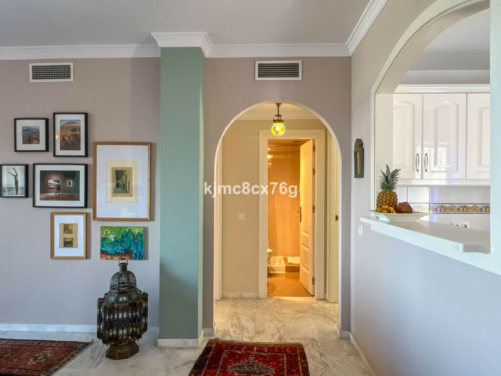 Penthouse Calahonda Málaga - image 21