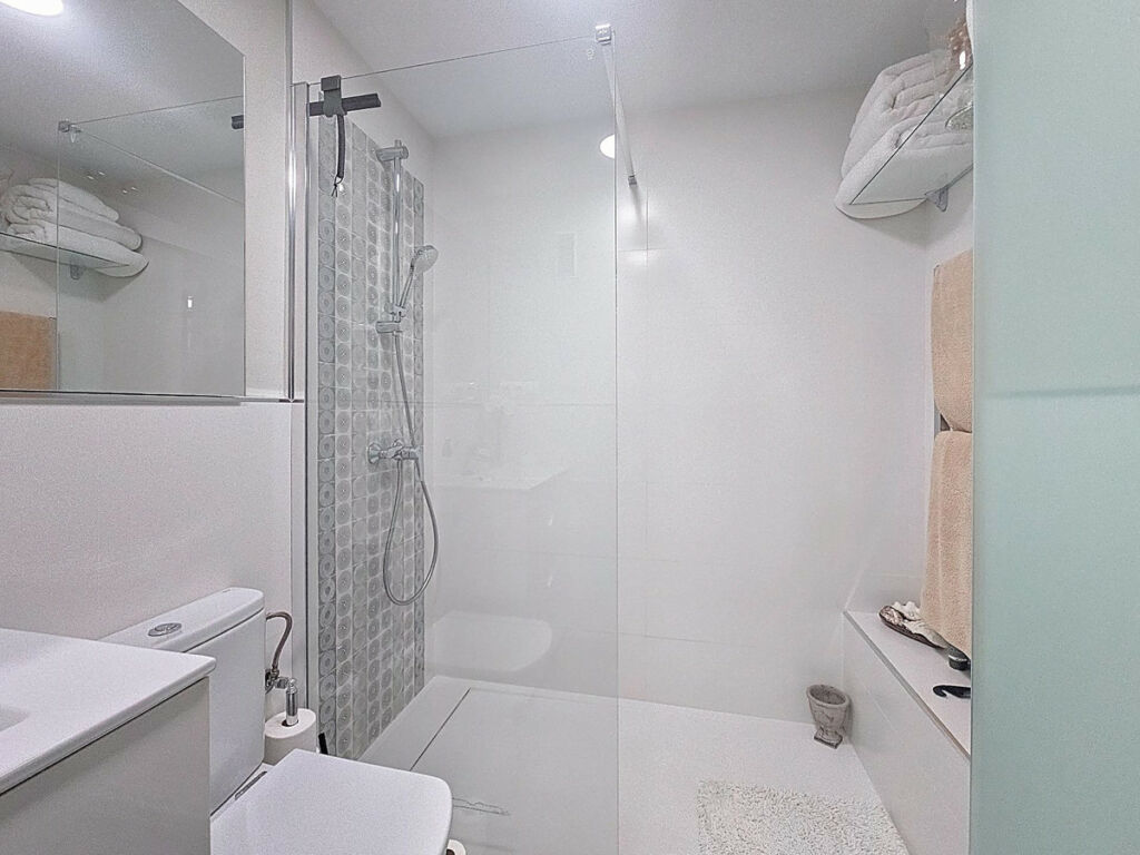 Penthouse Casares Málaga - image 21
