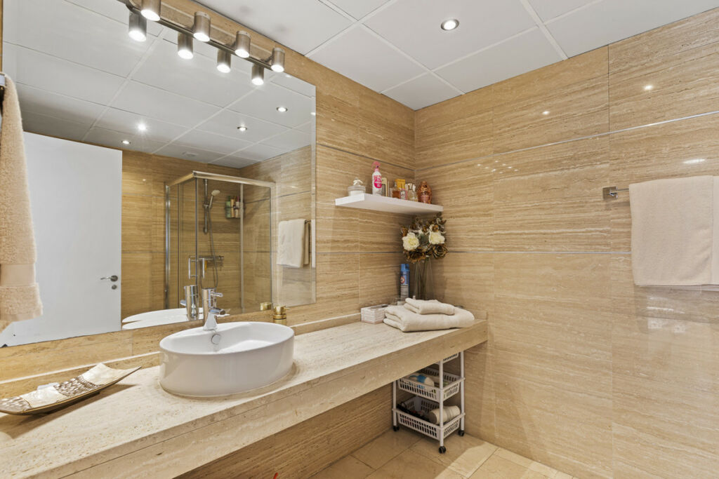 Townhouse Benahavís Málaga - image 23