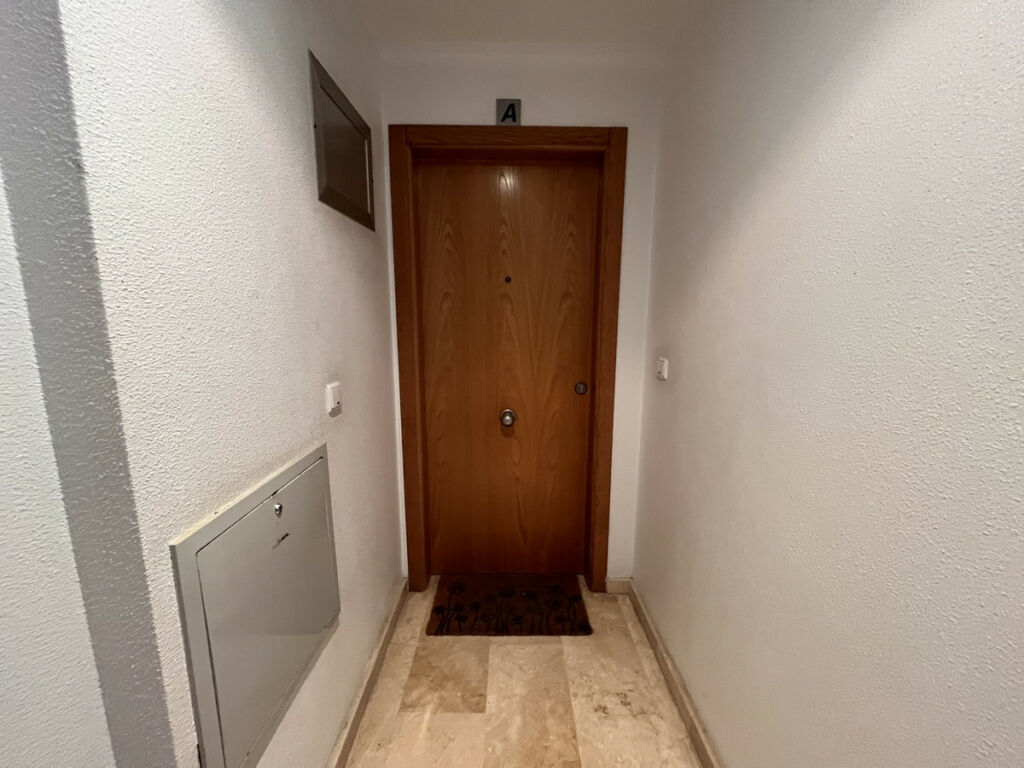Middle Floor Apartment Guardamar del Segura Alicante - image 21