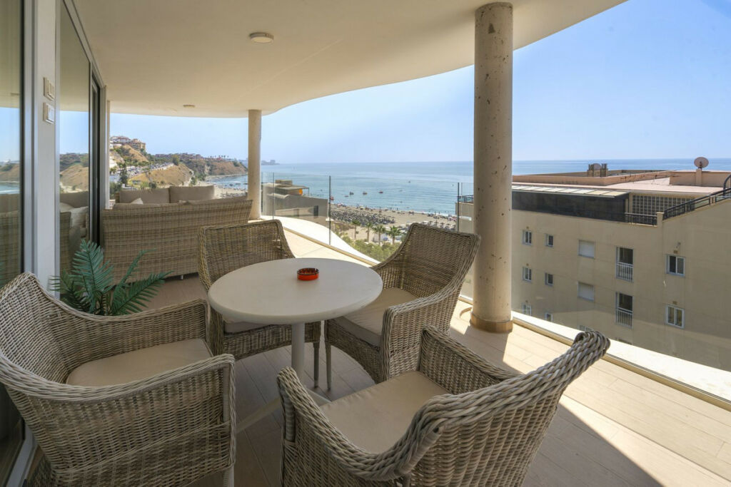 Penthouse Fuengirola Málaga - image 21