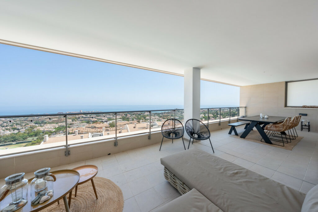 Middle Floor Apartment Benalmadena Málaga - image 21
