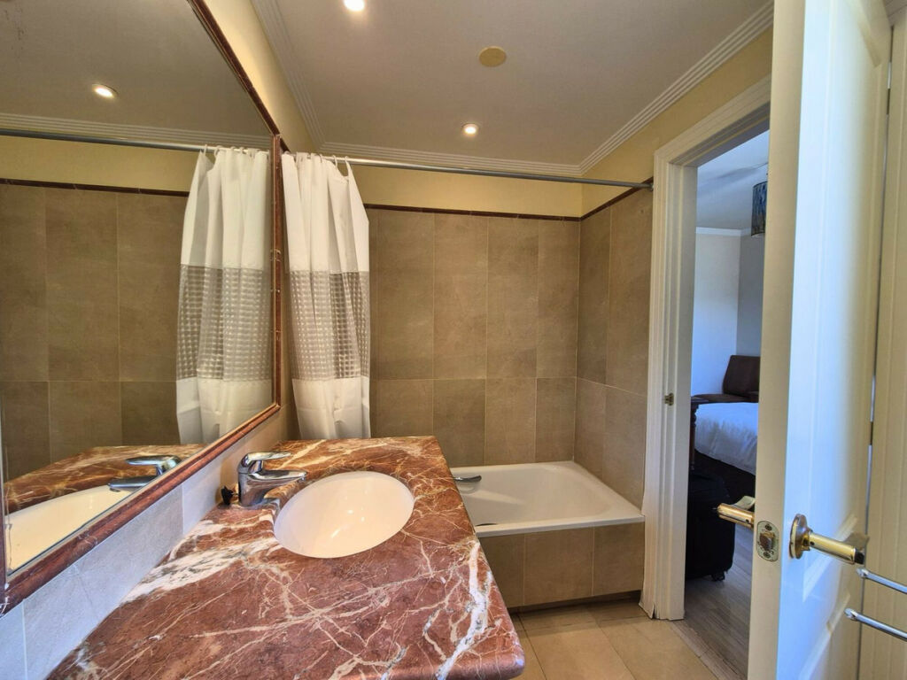 Penthouse Sotogrande Alto Cádiz - image 20