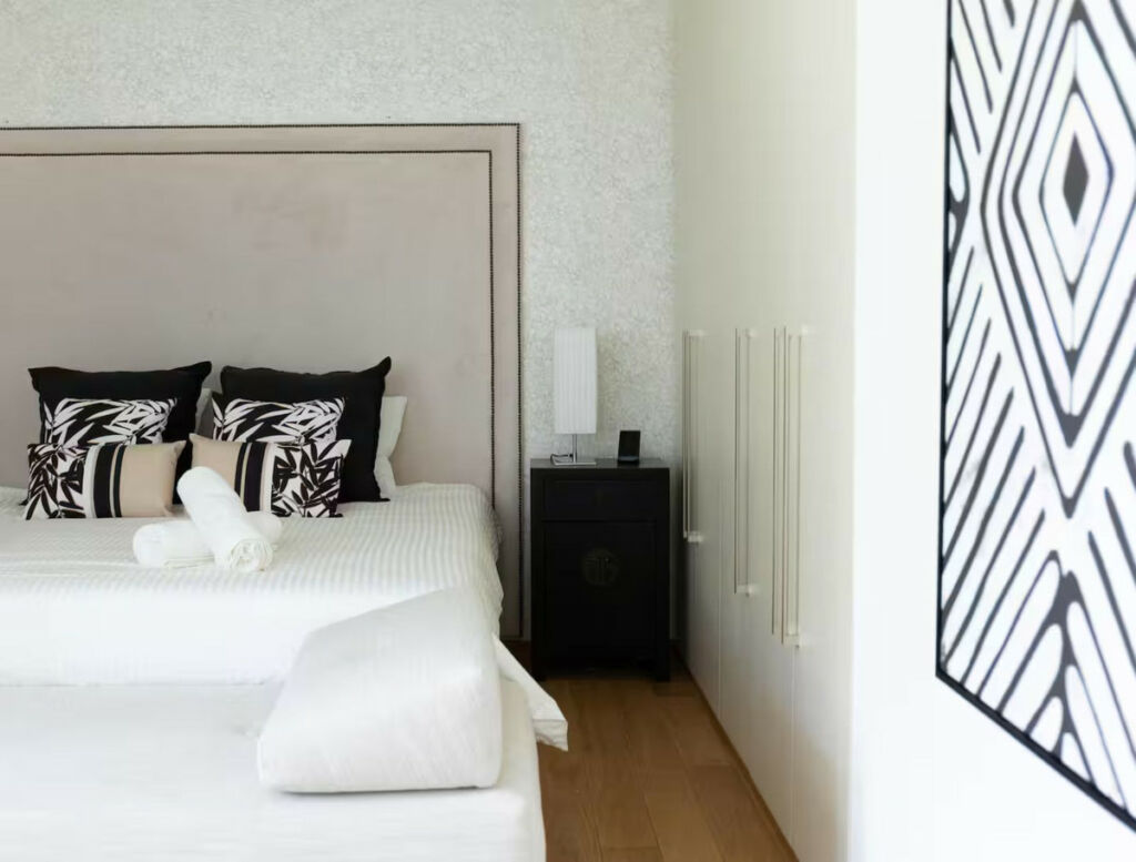 Townhouse Sierra Blanca Málaga - image 21