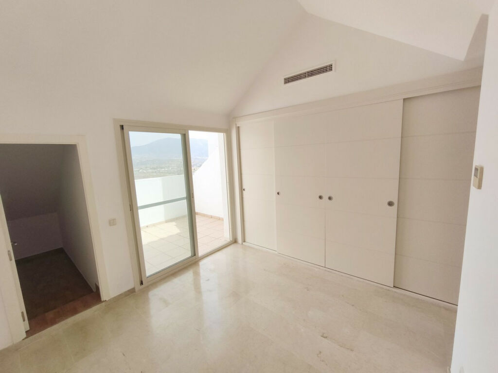 Townhouse La Cala Golf Málaga - image 21
