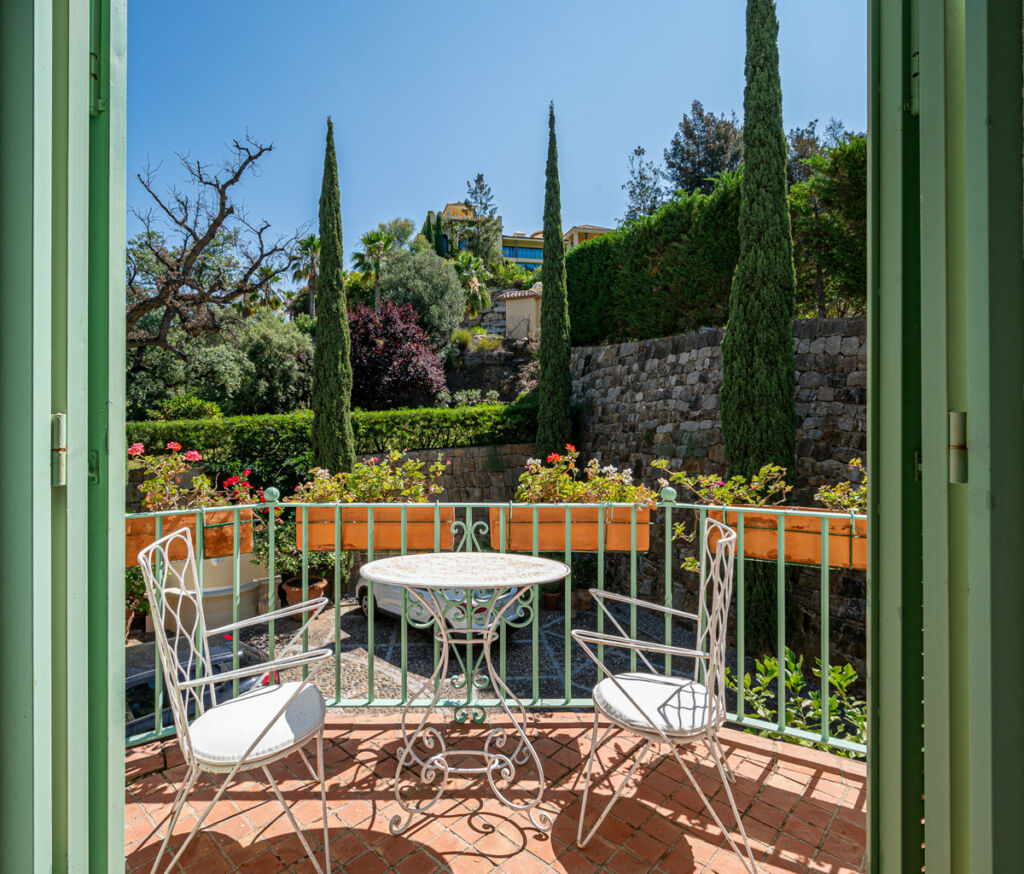 Detached Villa Benahavís Málaga - image 21