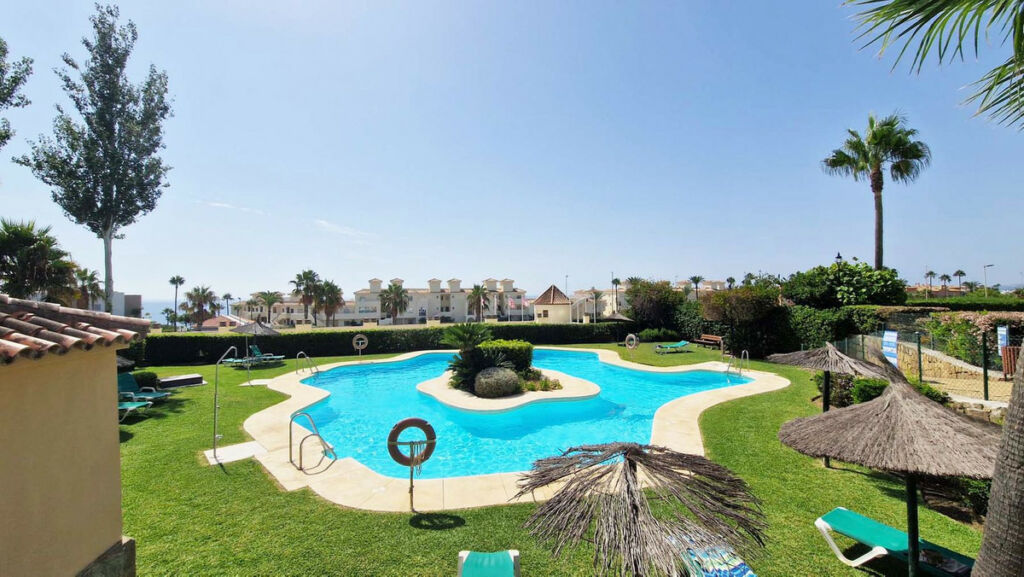 Semi-Detached House Estepona Málaga - image 21