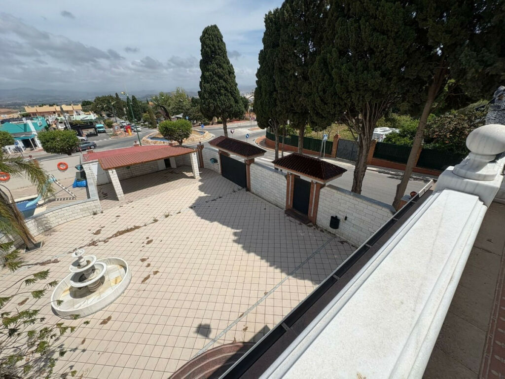 Detached Villa Alhaurín de la Torre Málaga - image 50