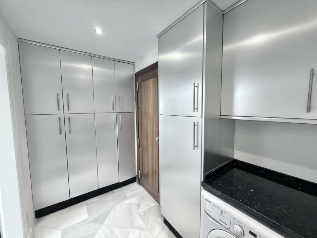 Duplex Puerto Banús Málaga - image 20