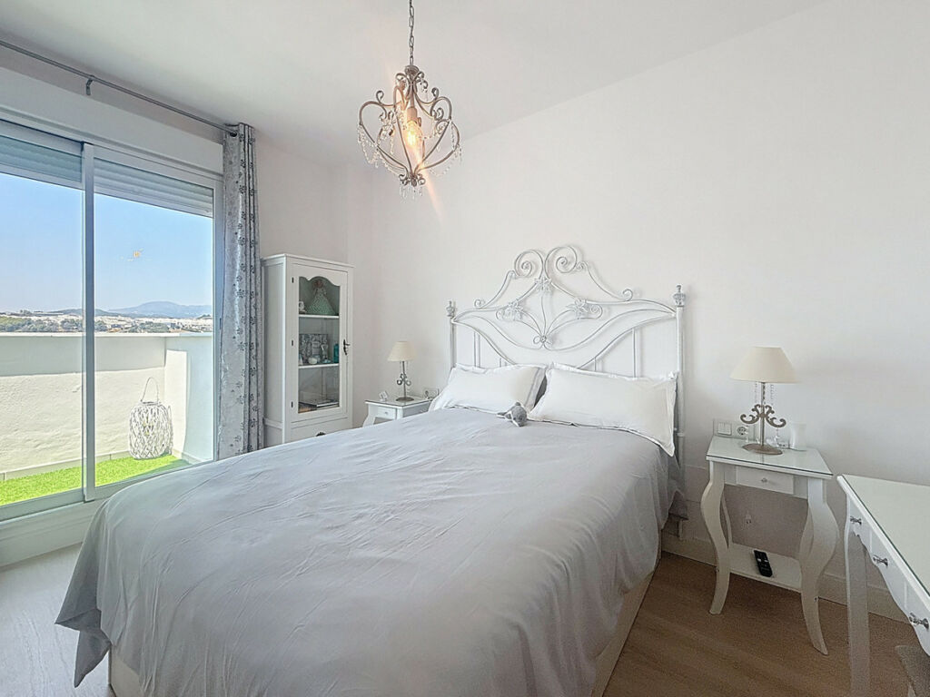 Penthouse Estepona Málaga - image 4