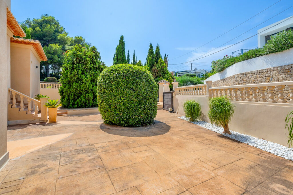 Detached Villa Benissa Alicante - image 21