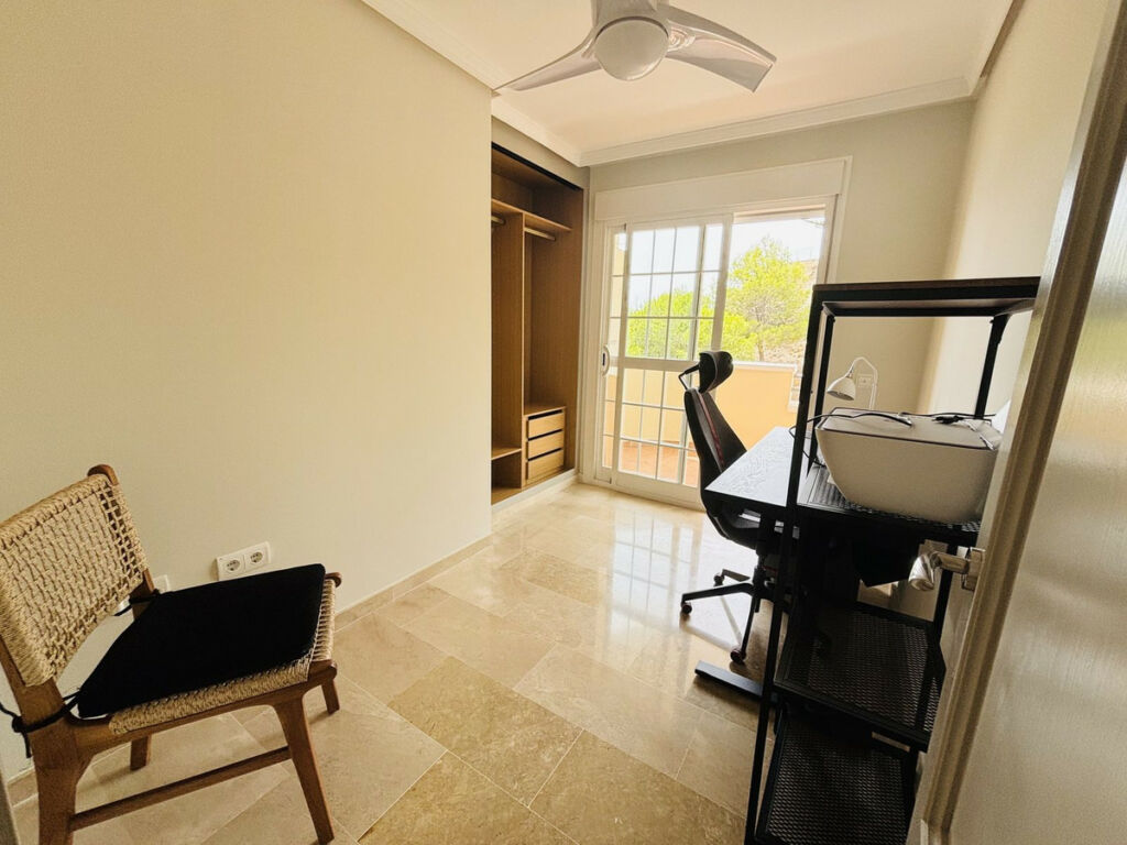 Middle Floor Apartment Benalmadena Málaga - image 21