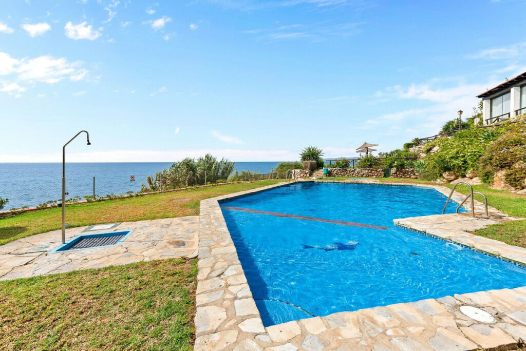 Townhouse Estepona Málaga - image 21
