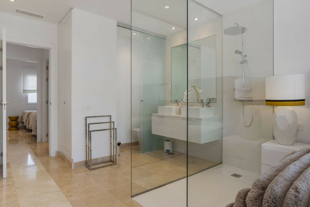 Ground Floor Apartment Benahavís Málaga - image 21