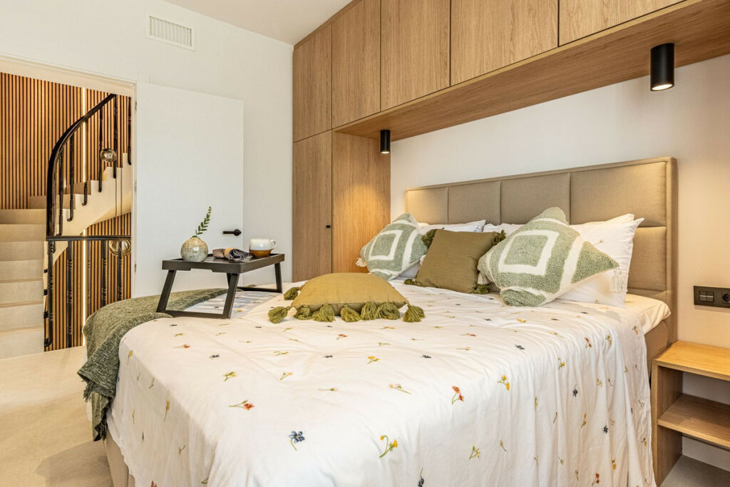 Townhouse The Golden Mile Málaga - image 18