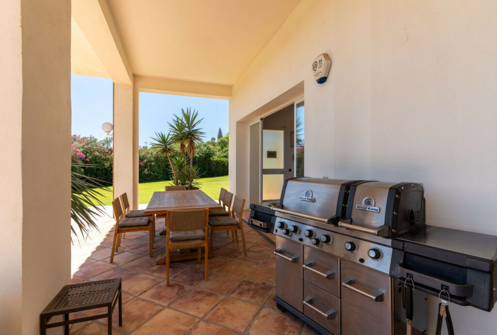 Detached Villa Benahavís Málaga - image 20