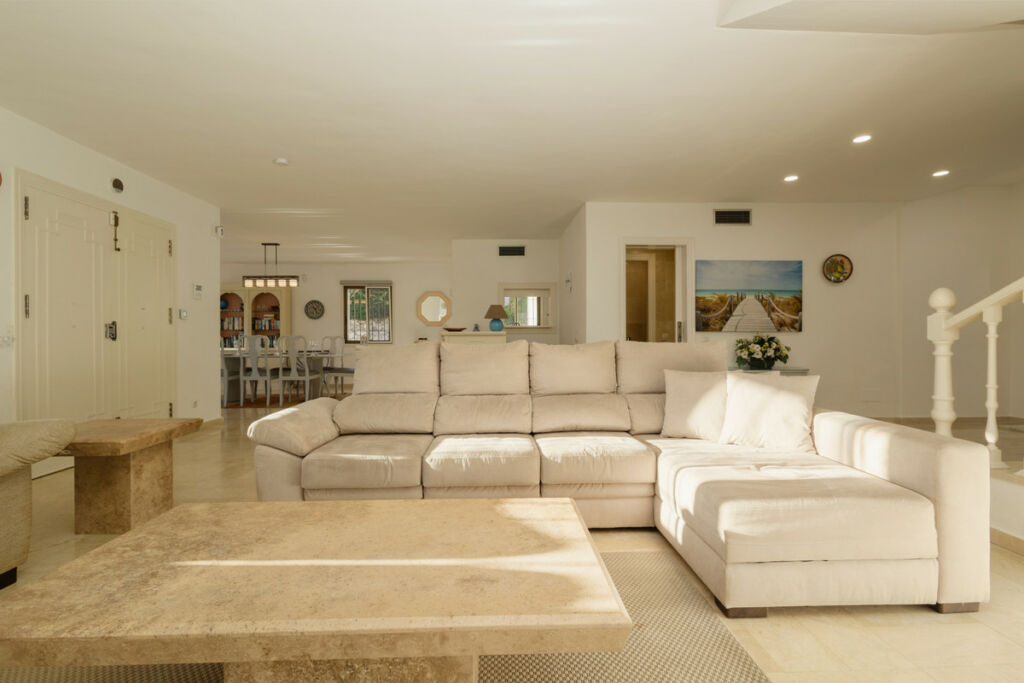 Detached Villa Las Chapas Málaga - image 21