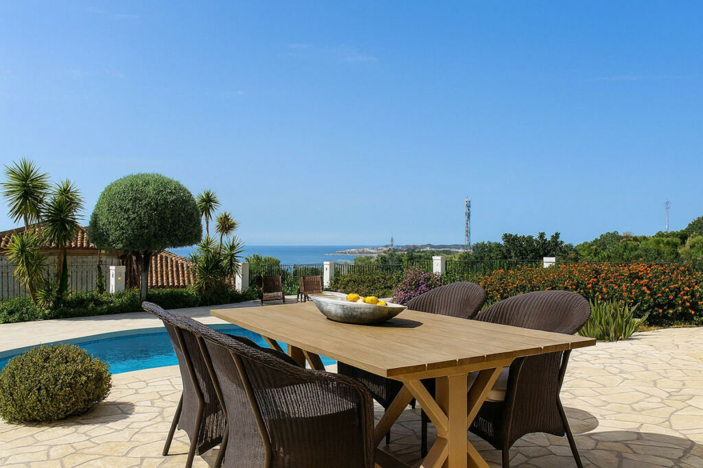 Detached Villa La Capellania Málaga - image 21