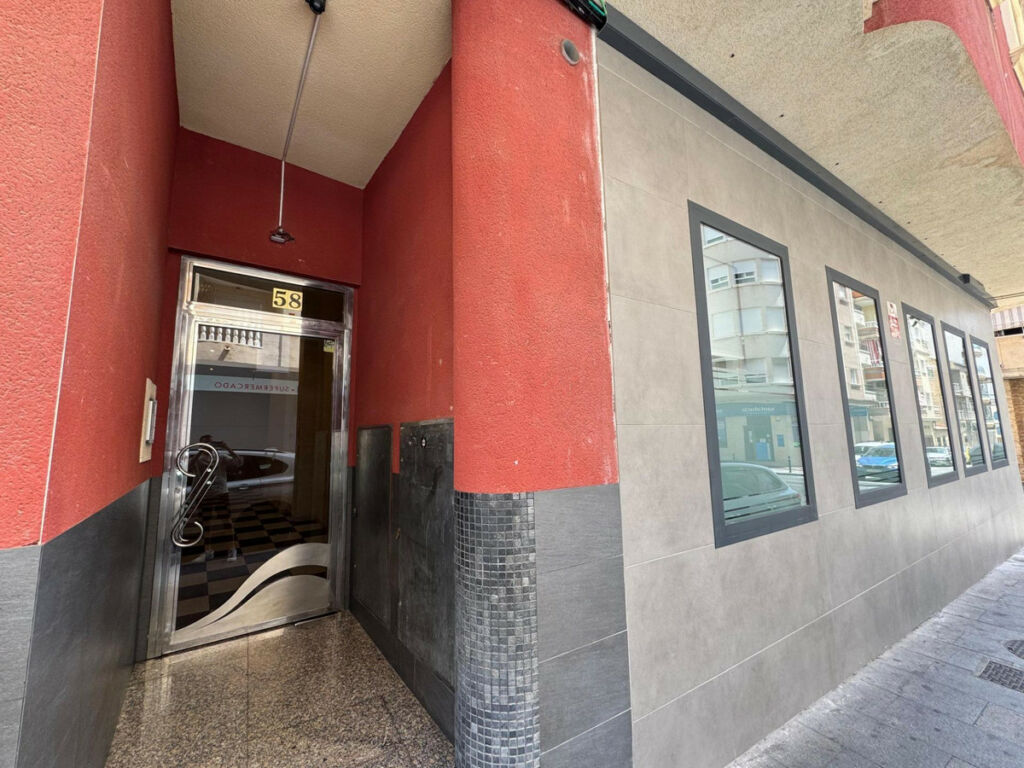 Ground Floor Apartment Torrevieja Alicante - image 21