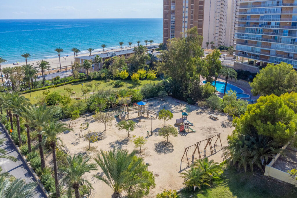 Middle Floor Apartment El Campello Alicante - image 24