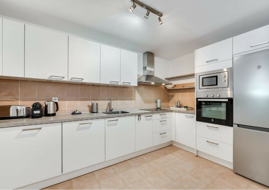 Middle Floor Apartment Benahavís Málaga - image 18