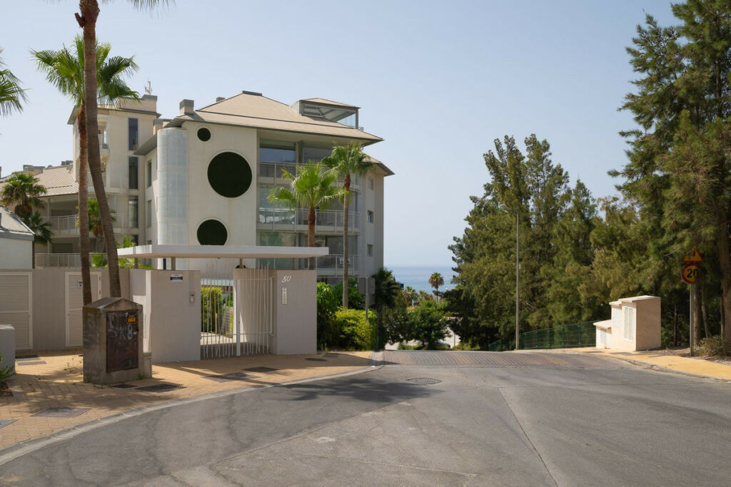Middle Floor Apartment Fuengirola Málaga - image 21