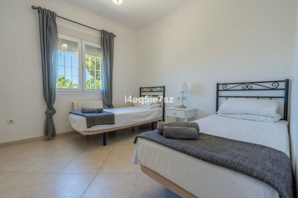 Detached Villa Javea Alicante - image 21