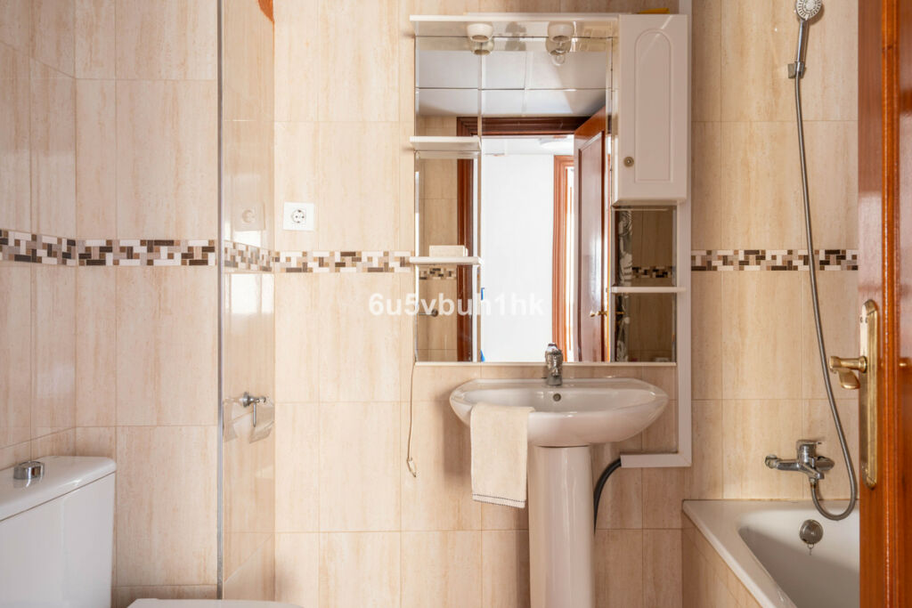 Middle Floor Apartment Málaga Málaga - image 21