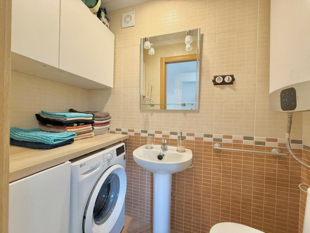 Middle Floor Apartment Torreblanca Málaga - image 21