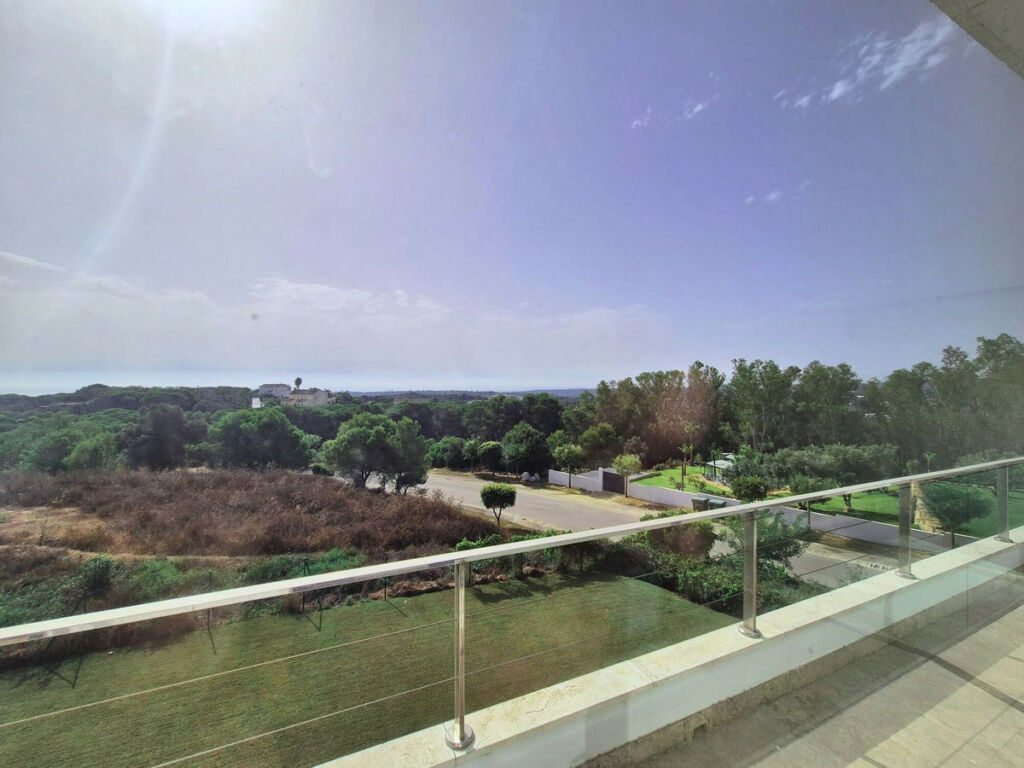 Detached Villa Sotogrande Alto Cádiz - image 21