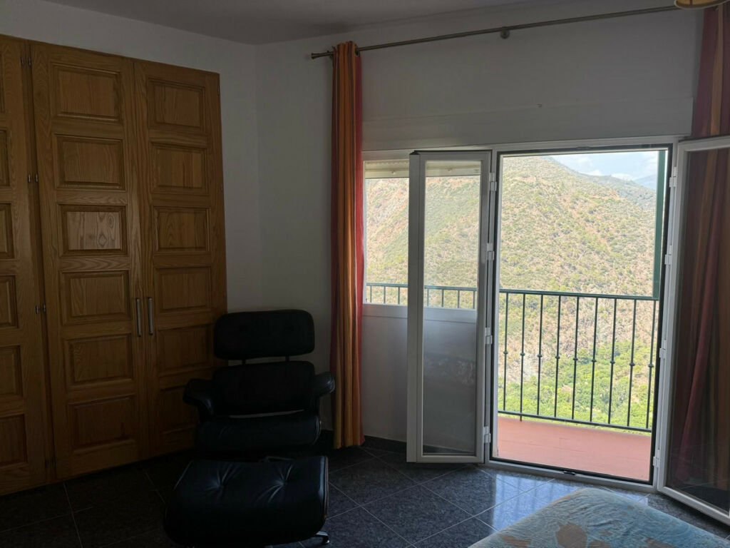 Penthouse Duplex Istán Málaga - image 20
