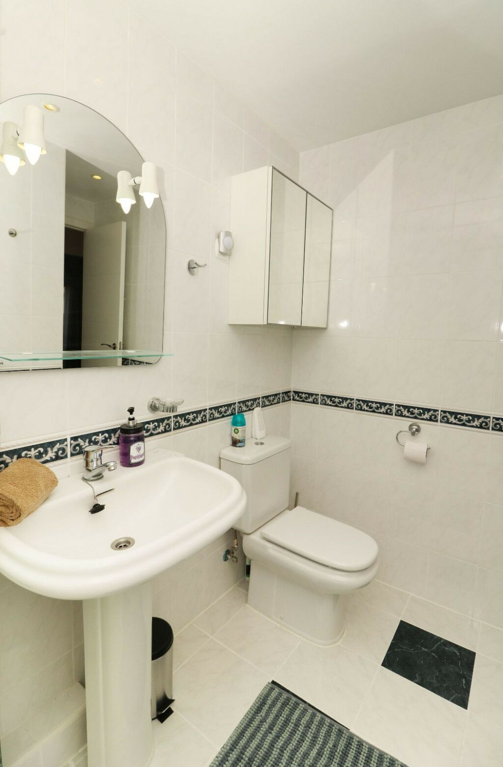 Middle Floor Apartment Calahonda Málaga - image 21