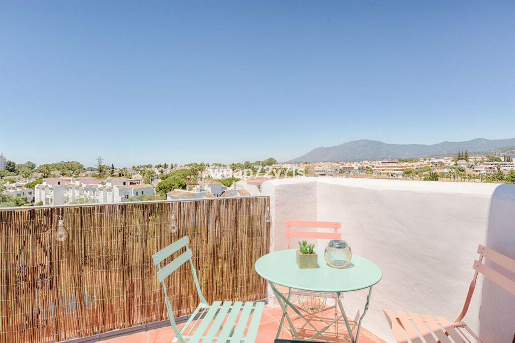 Penthouse Costalita Málaga - image 21