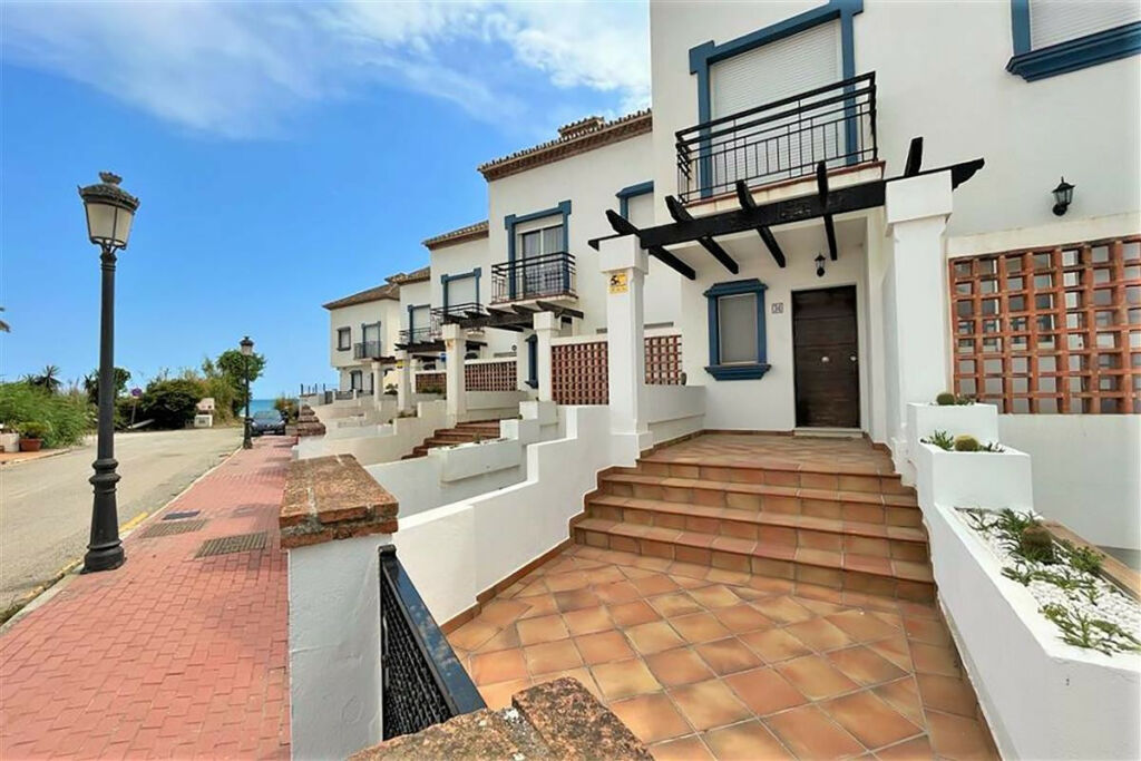 Semi-Detached House Estepona Málaga - image 21