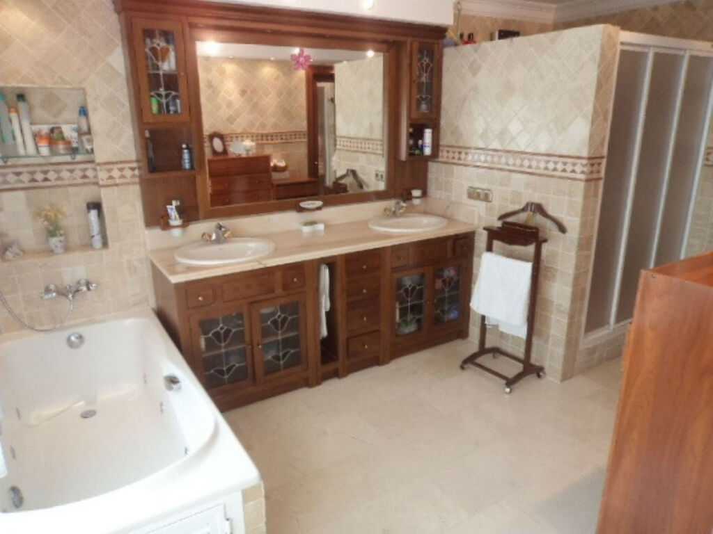 Semi-Detached House Puerto de Cabopino Málaga - image 20