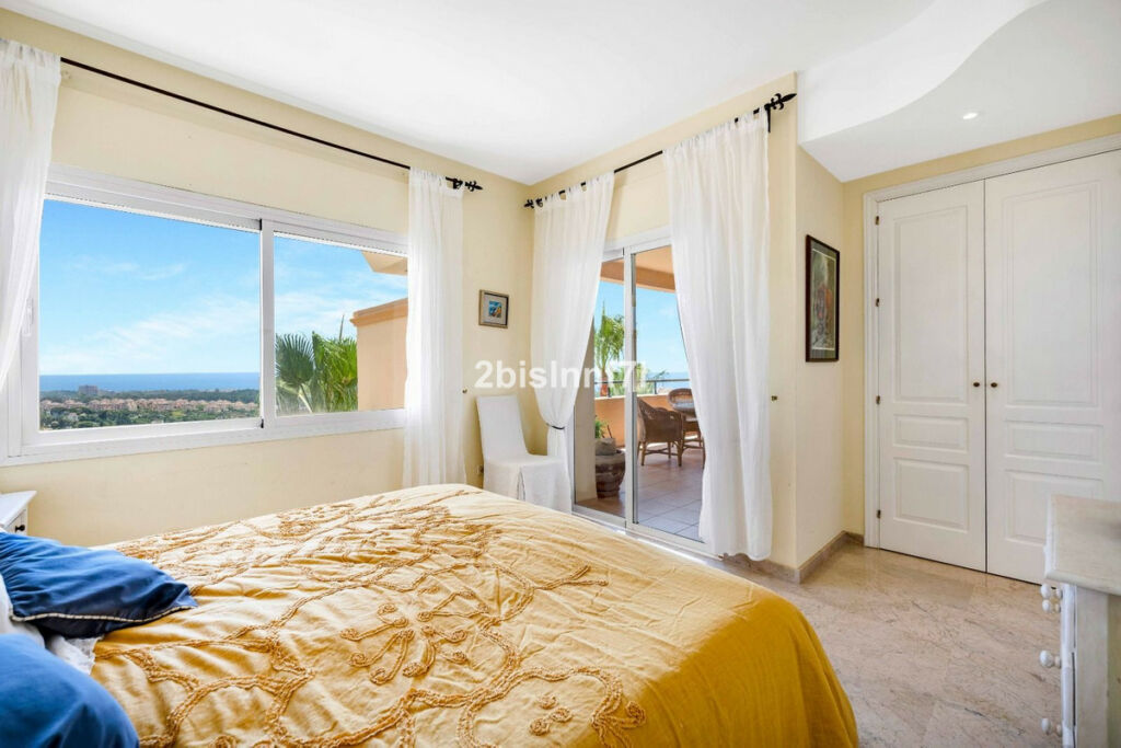 Middle Floor Apartment Elviria Málaga - image 22