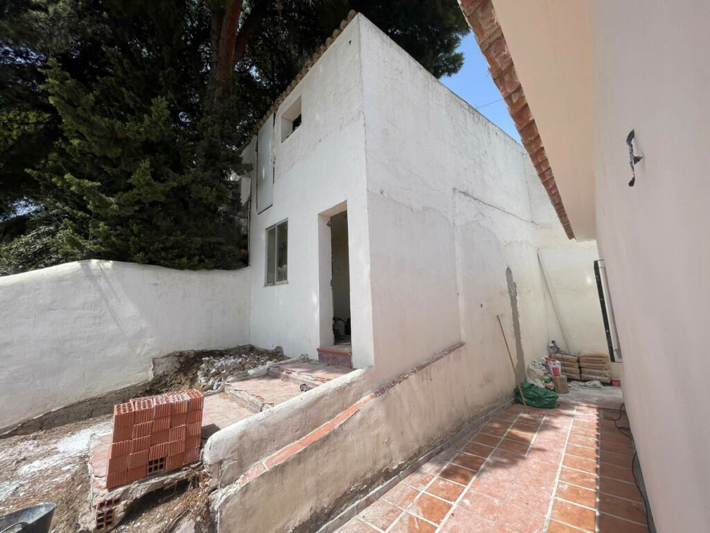 Detached Villa Torremuelle Málaga - image 22