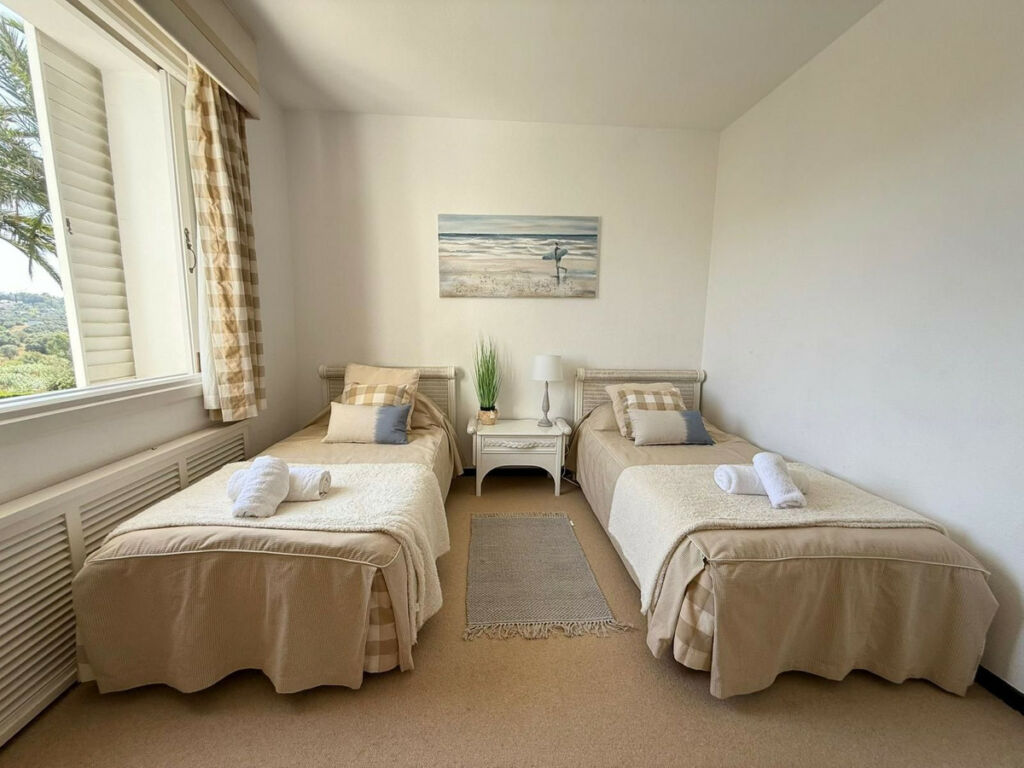 Middle Floor Apartment Los Monteros Málaga - image 22