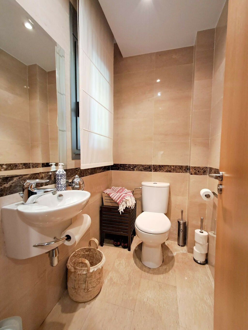 Townhouse Nagüeles Málaga - image 22
