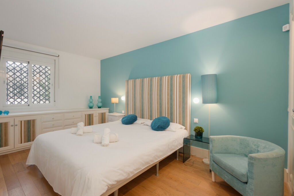 Middle Floor Apartment Puerto Banús Málaga - image 22