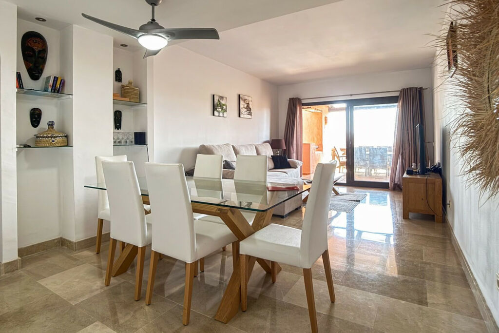 Middle Floor Apartment La Duquesa Málaga - image 22