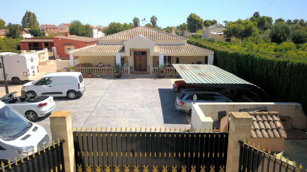 Detached Villa Heredades Alicante - image 22