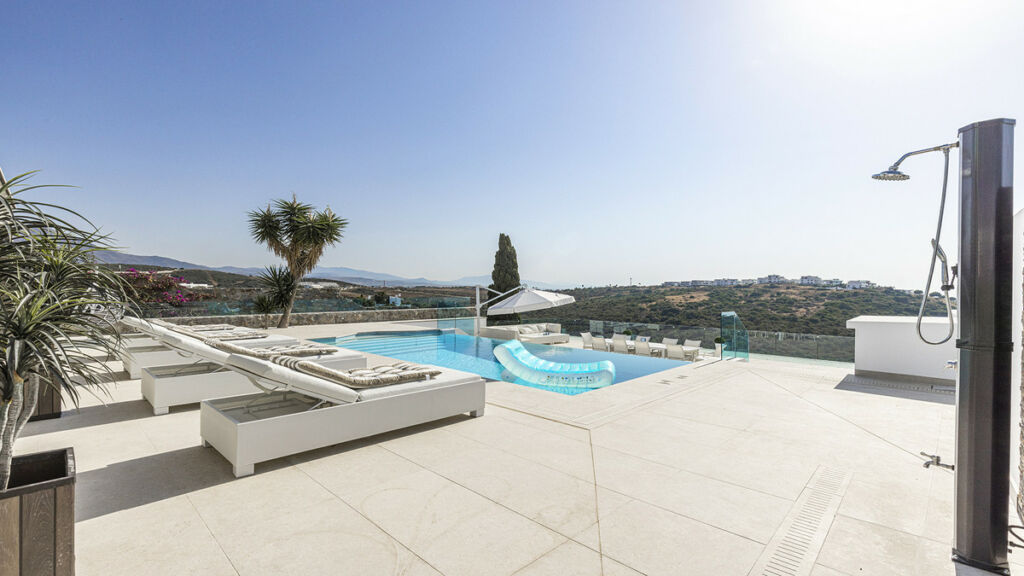 Detached Villa Casares Málaga - image 22