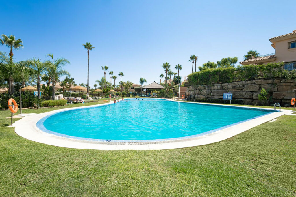 Semi-Detached House Riviera del Sol Málaga - image 22